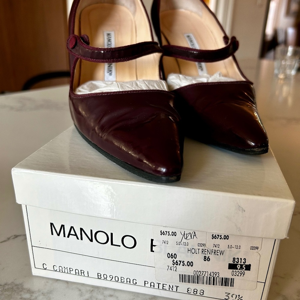 Manolo Blahnik, Burgundy Patent Leather with silk trim/button, 39.5